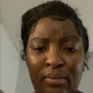 Meet your Posher, Latosha